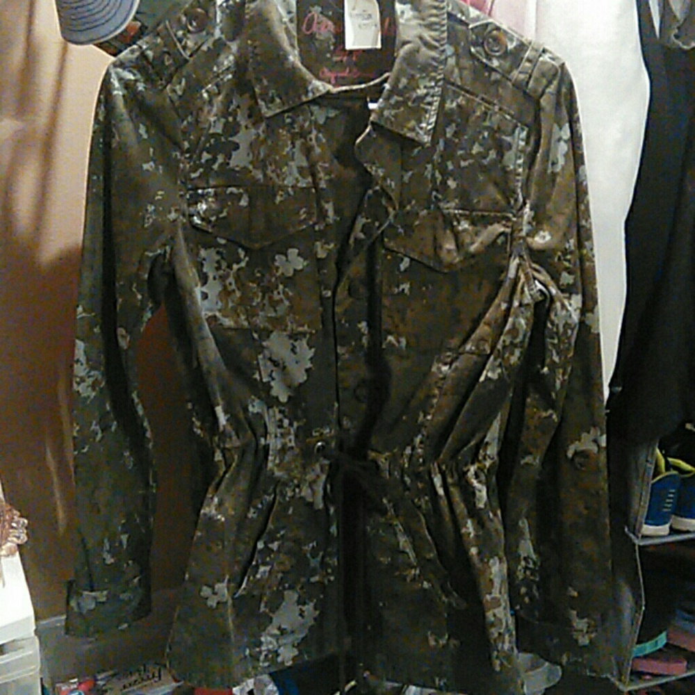 Aeropostale camo jacket