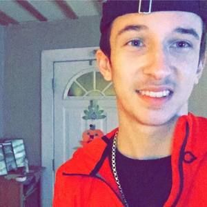 Meet your Posher, Kyle