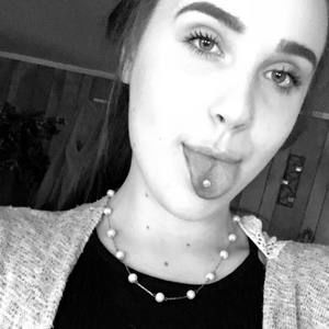 Meet your Posher, Skylar