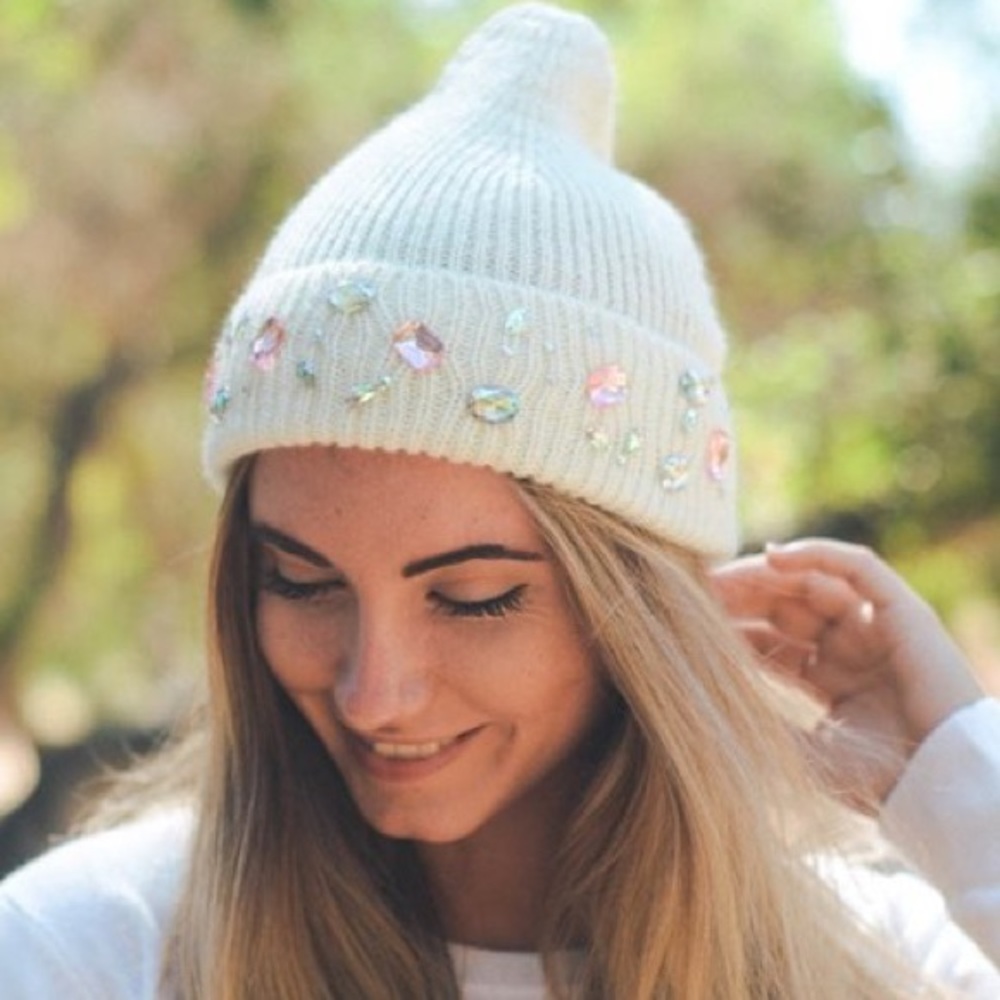 🆕IVORY Beanies