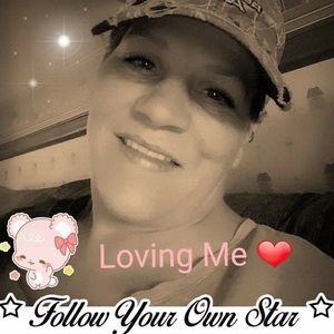 Meet your Posher, Suzanne