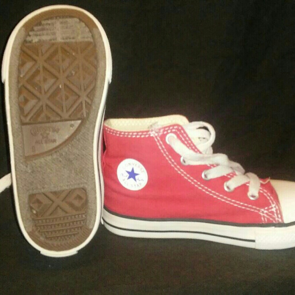 Size 9 boys Converse