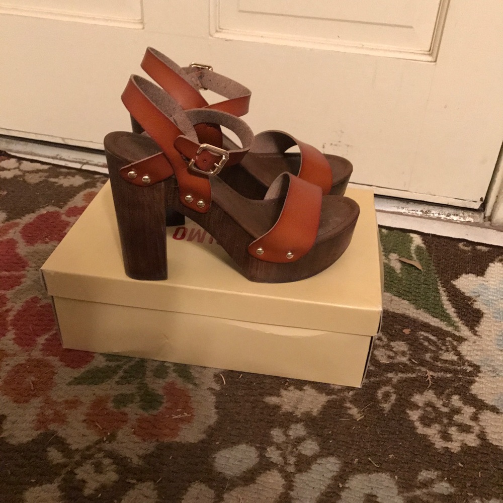 Platform Sandal