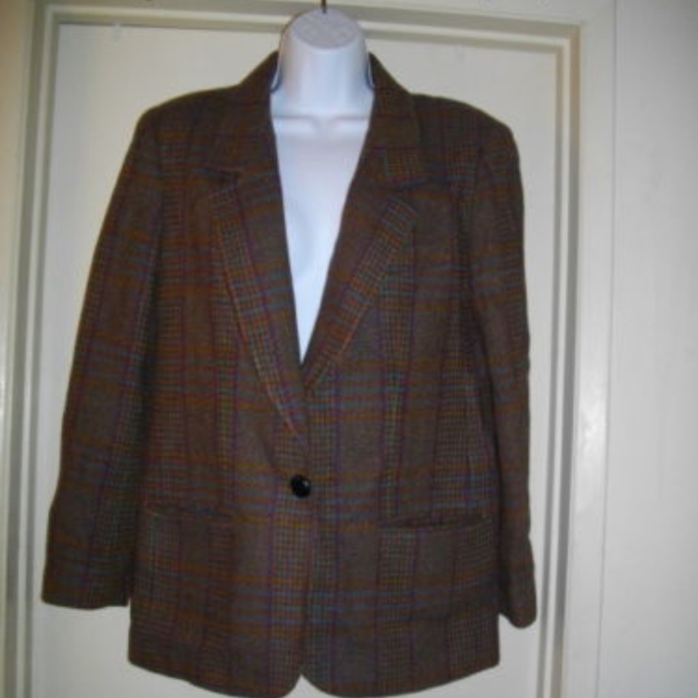 Georgio San't Angelo 8 Medium Plaid Jacket -- Final Price