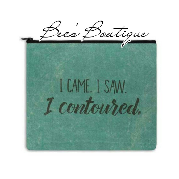 🚨LAST ONE🚨 I Contoured Travel Bag - Picture 2 of 2