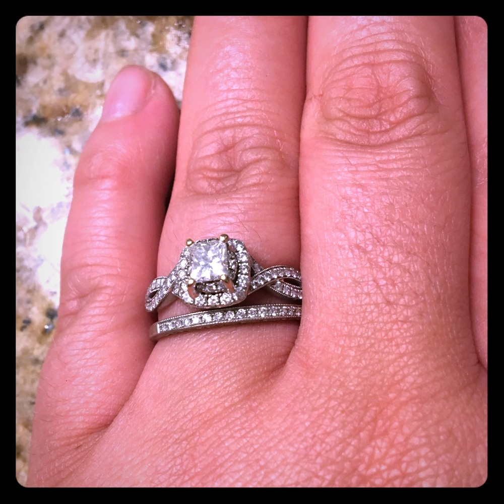 Neil Lane diamond Halo engagement ring