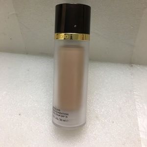TOM FORD TRACELESS FOUNDATION CREAM 01
