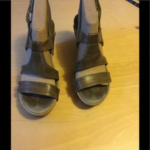 Leather Platform sandals