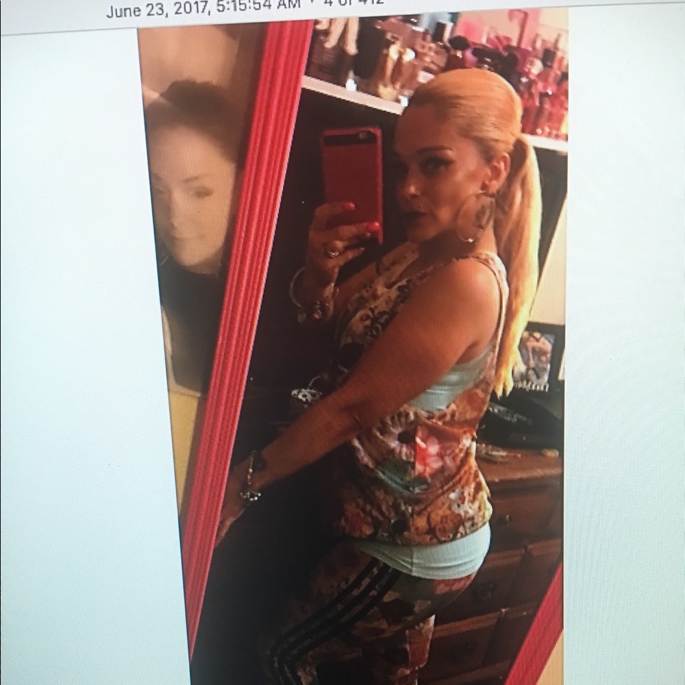 Meet your Posher, Francine