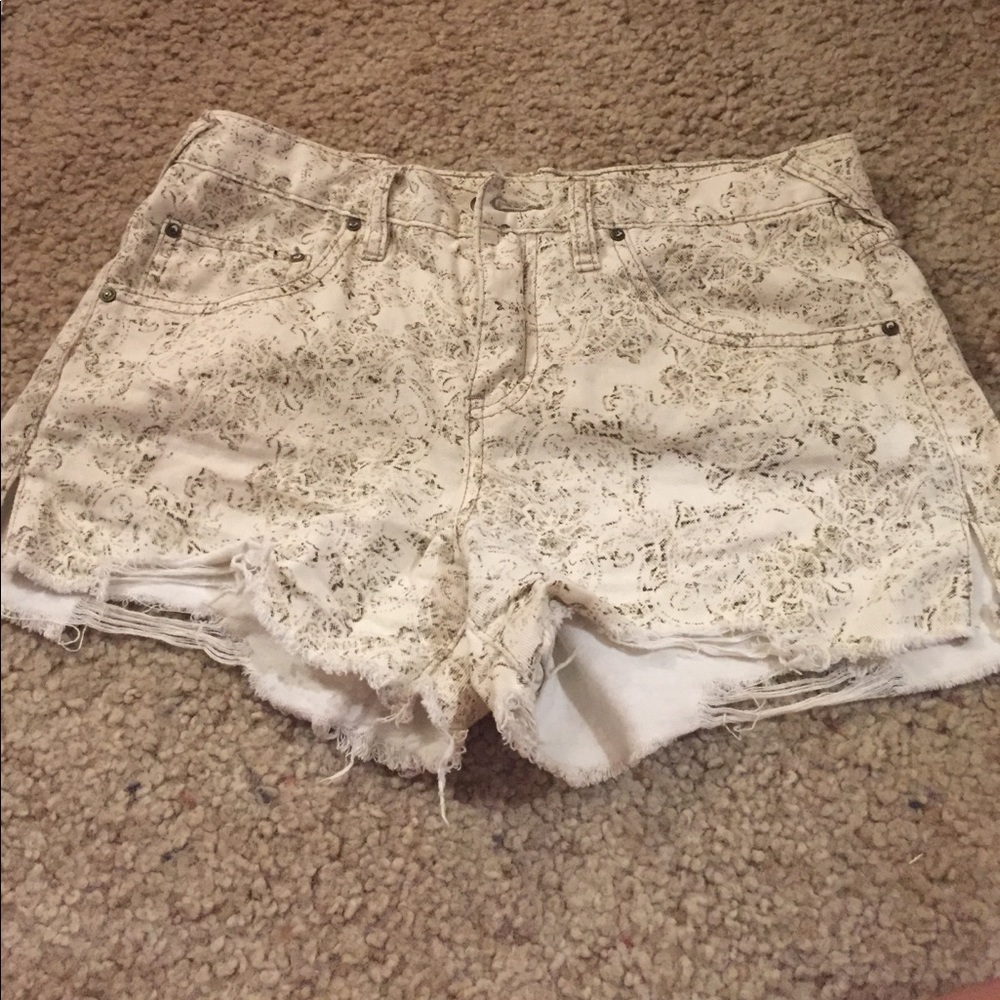 Cream shorts