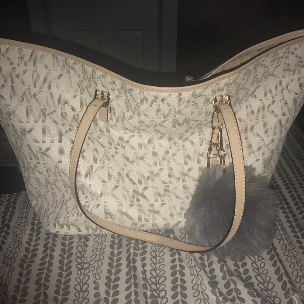 MK vanilla tote bag ❤️
