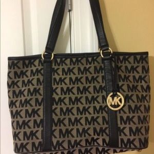 Michael Kors Shoulder Bag