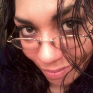 Meet your Posher, Corena