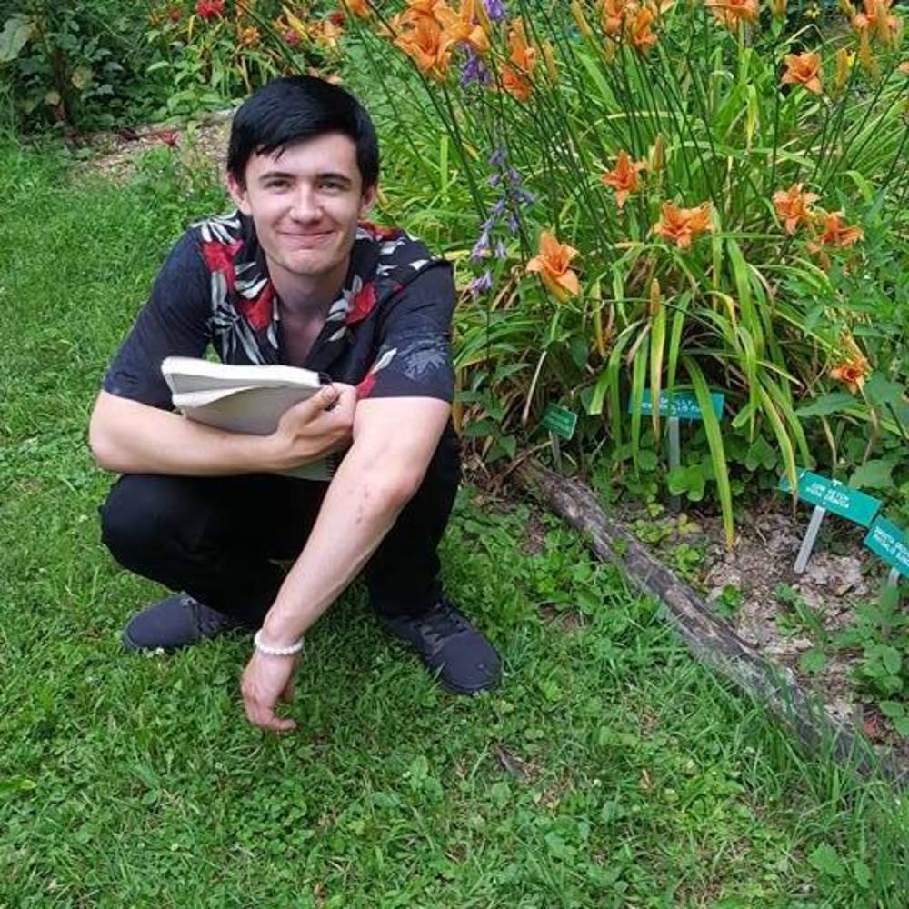 Meet your Posher, Caleb