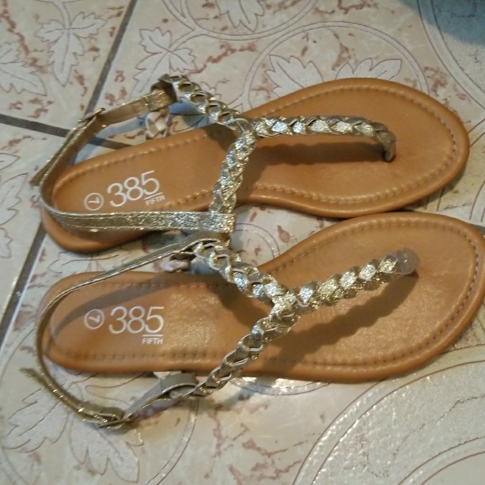 Sandals - Picture 2 of 2