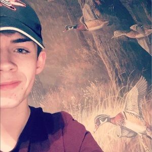 Meet your Posher, Ethan