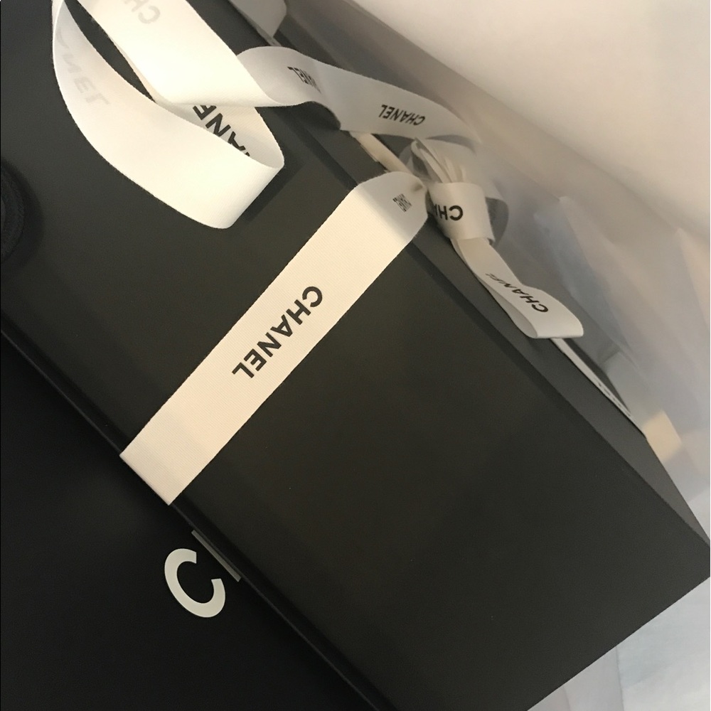 Meet your Posher, Anahit