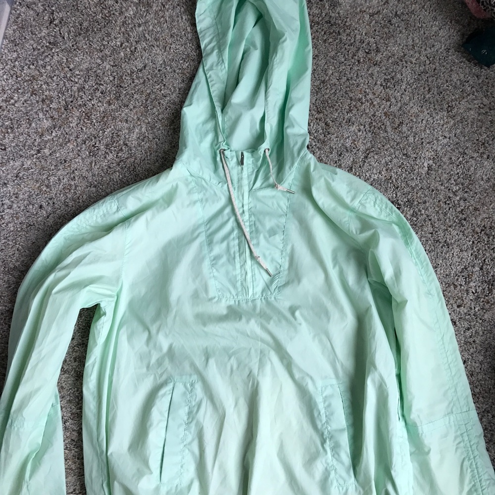 Gap women's quarter zip windbreaker.