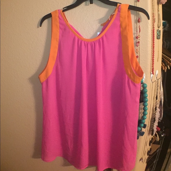 Banana Republic Shirt - Picture 1 of 4