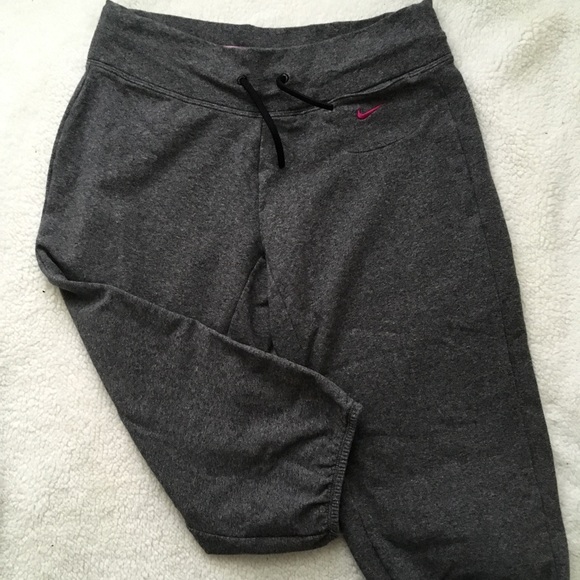 Nike Pants - Nike Cropped Sweatpants