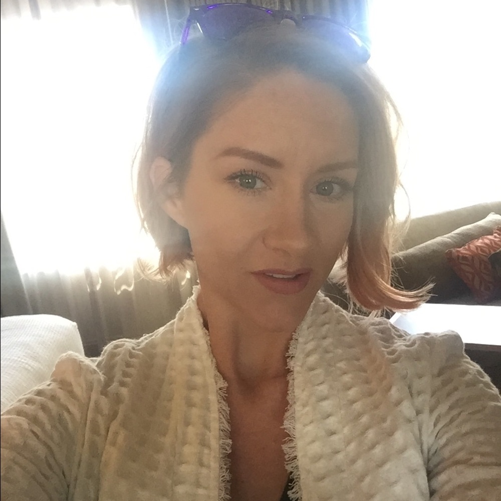 Meet your Posher, Carol