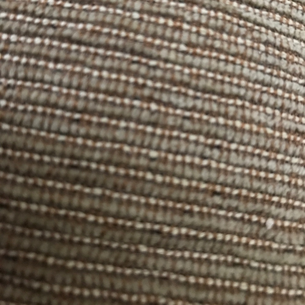 Meet your Posher, Hola