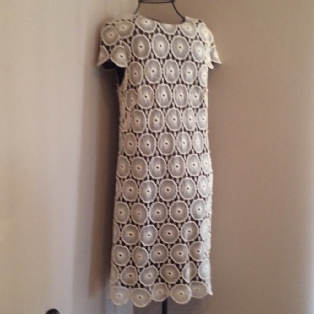 suzi chin by Maggie boutique off-white dress