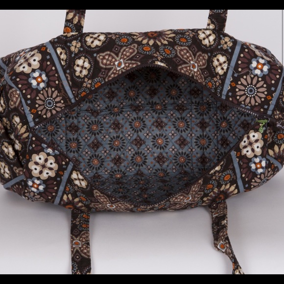 4 Vera Bradley large duffle bags - Picture 4 of 8