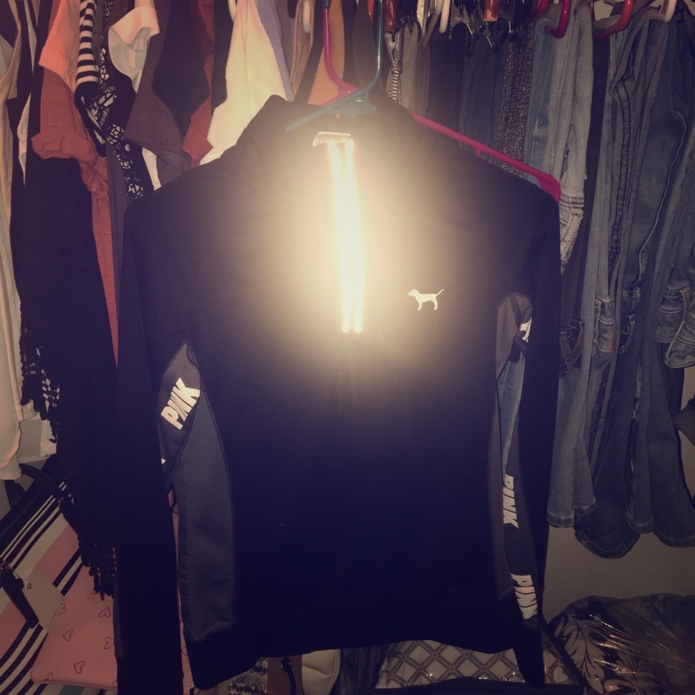 VS Ultimate Pink Sweatshirt