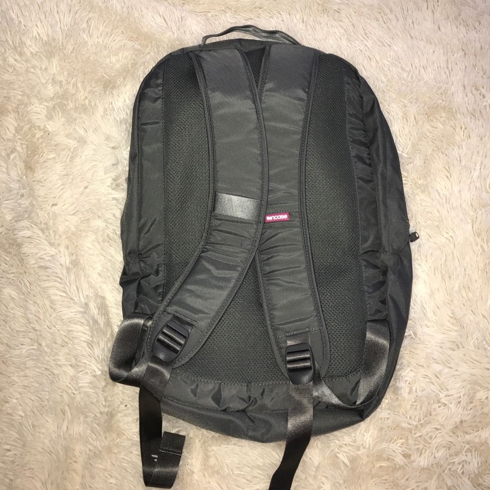 SOLD!! Incase Backpack - Picture 2 of 3