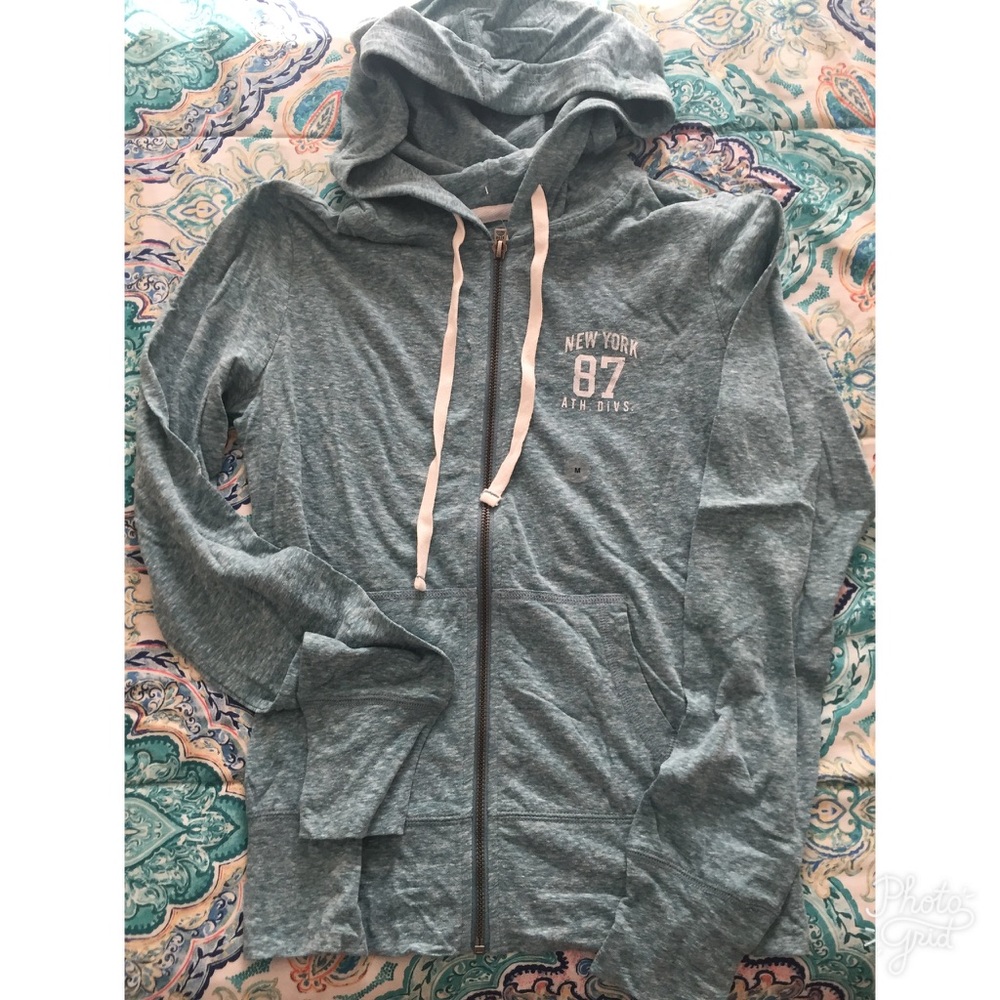 Aeropostale Zip Up 🌃