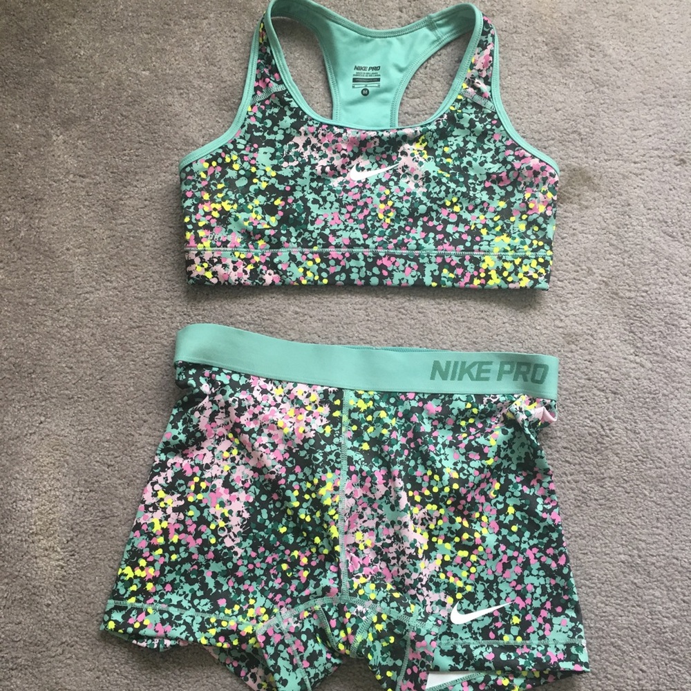 Nike Dri-Fit Sports Bra