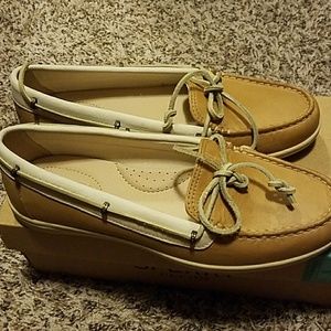Sperry Shoes