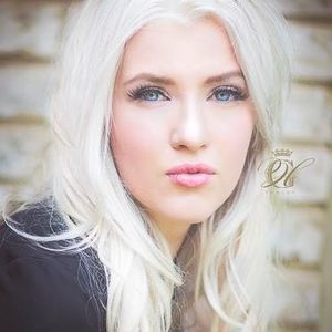 Meet your Posher, Holly