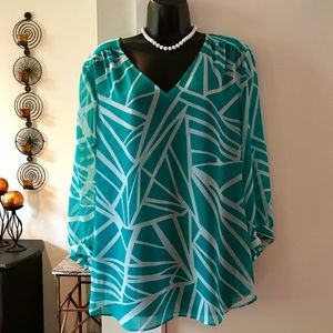 Pretty Banana Republic Top - Large - never worn