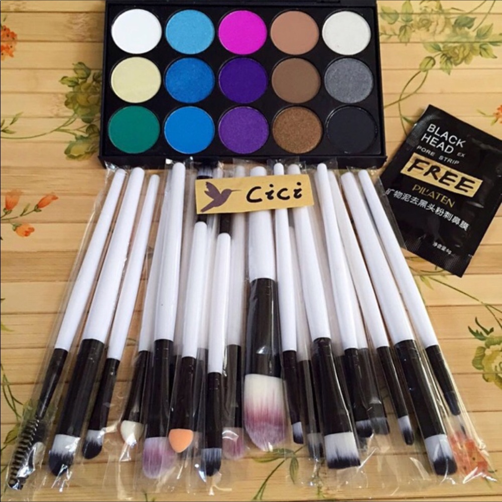 🌹🌹New 20pcs Brushes+Eyeshadow Palette +2pc Mask
