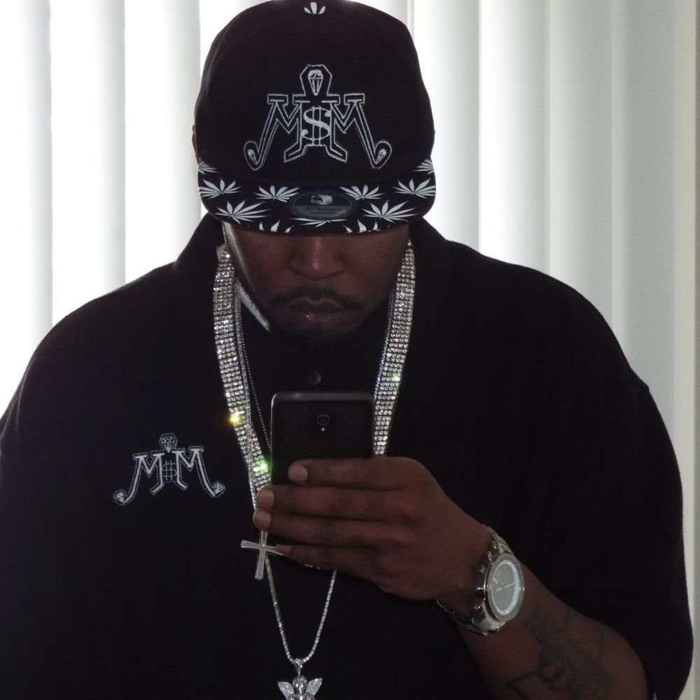 Meet your Posher, Demetrious