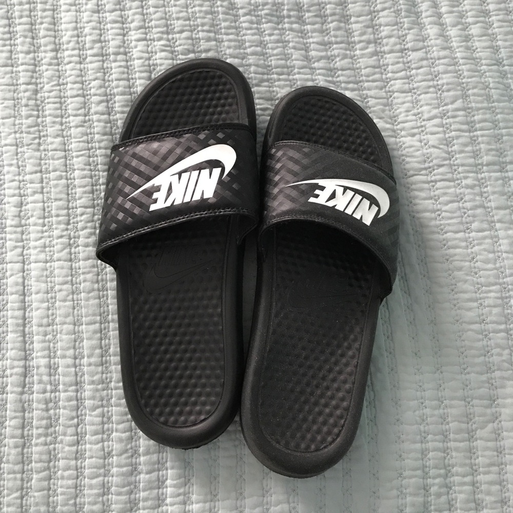 Nike slides