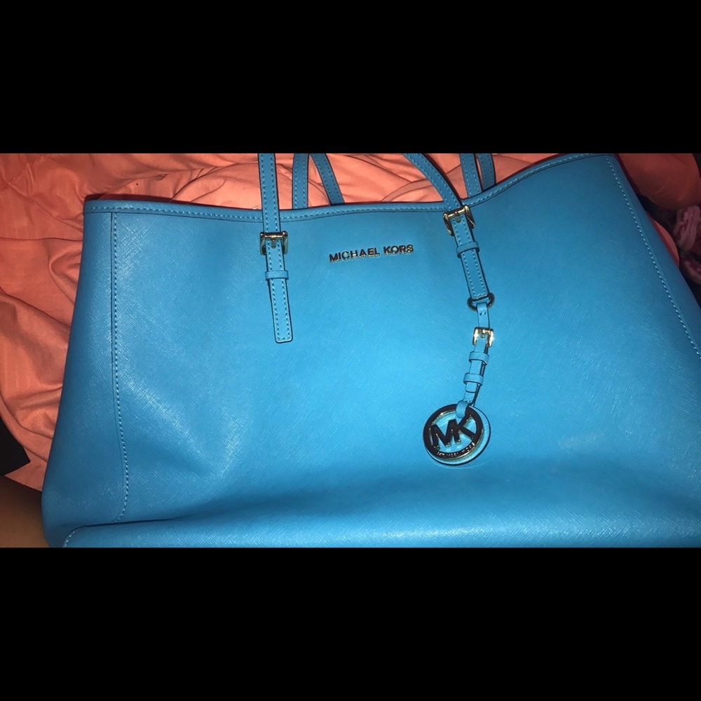 Blue Michael kors jet set tote