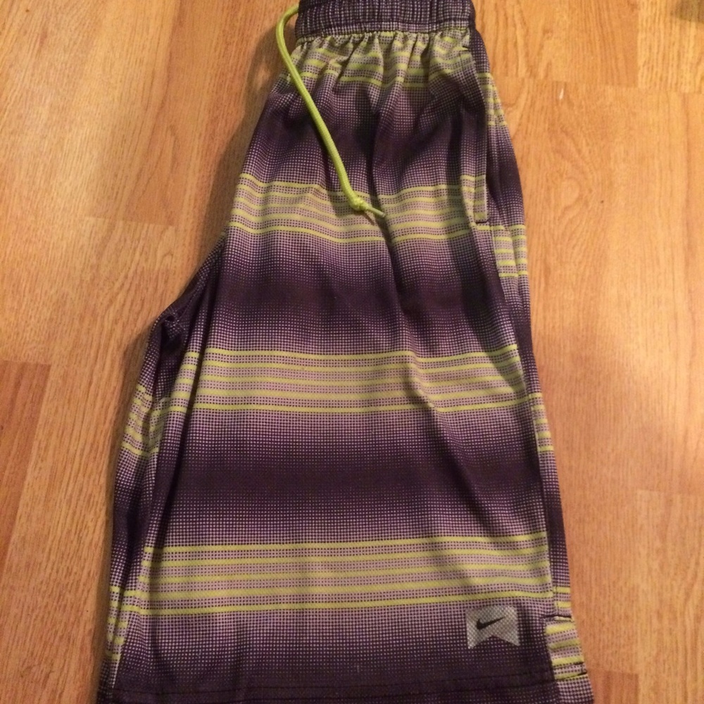 NIKE Boy's Youth Large Lime Green and Black Shorts