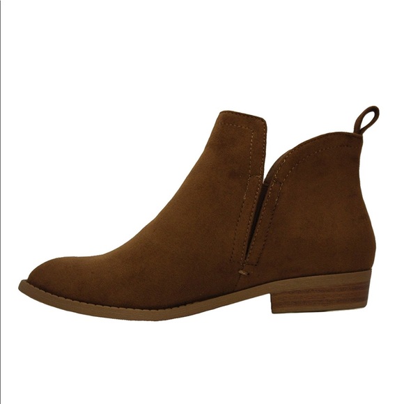 Cognac Pull On Stitched Detail Ankle Booties - Picture 4 of 4