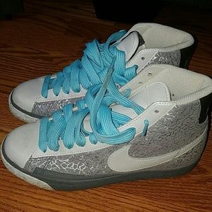Pair of Nike Blazer style tennis shoes