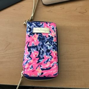 Lilly Pulitzer wristlet