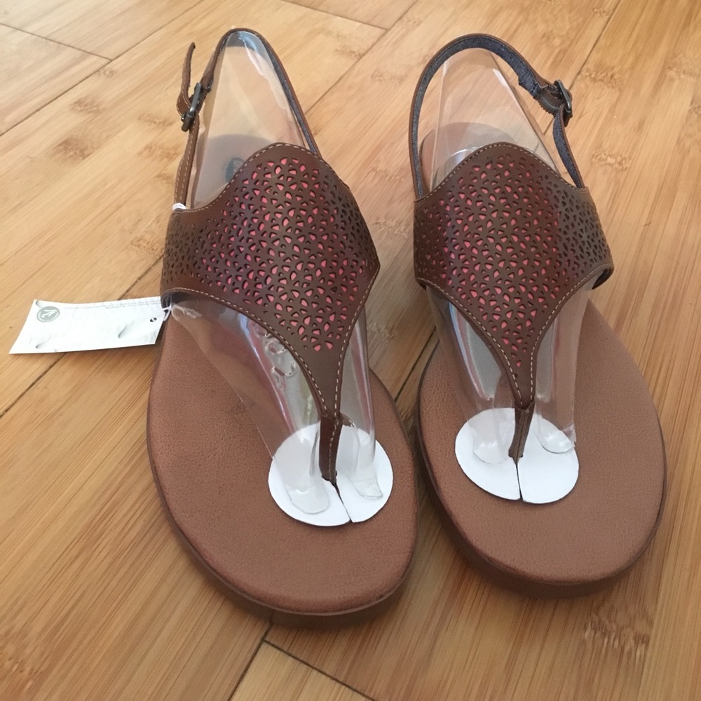 NWT Brown Sandals