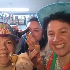 Meet your Posher, Amada