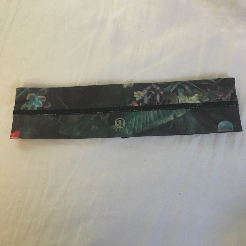 LULULEMON HEADBAND