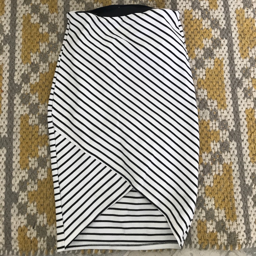 Zara mini skirt