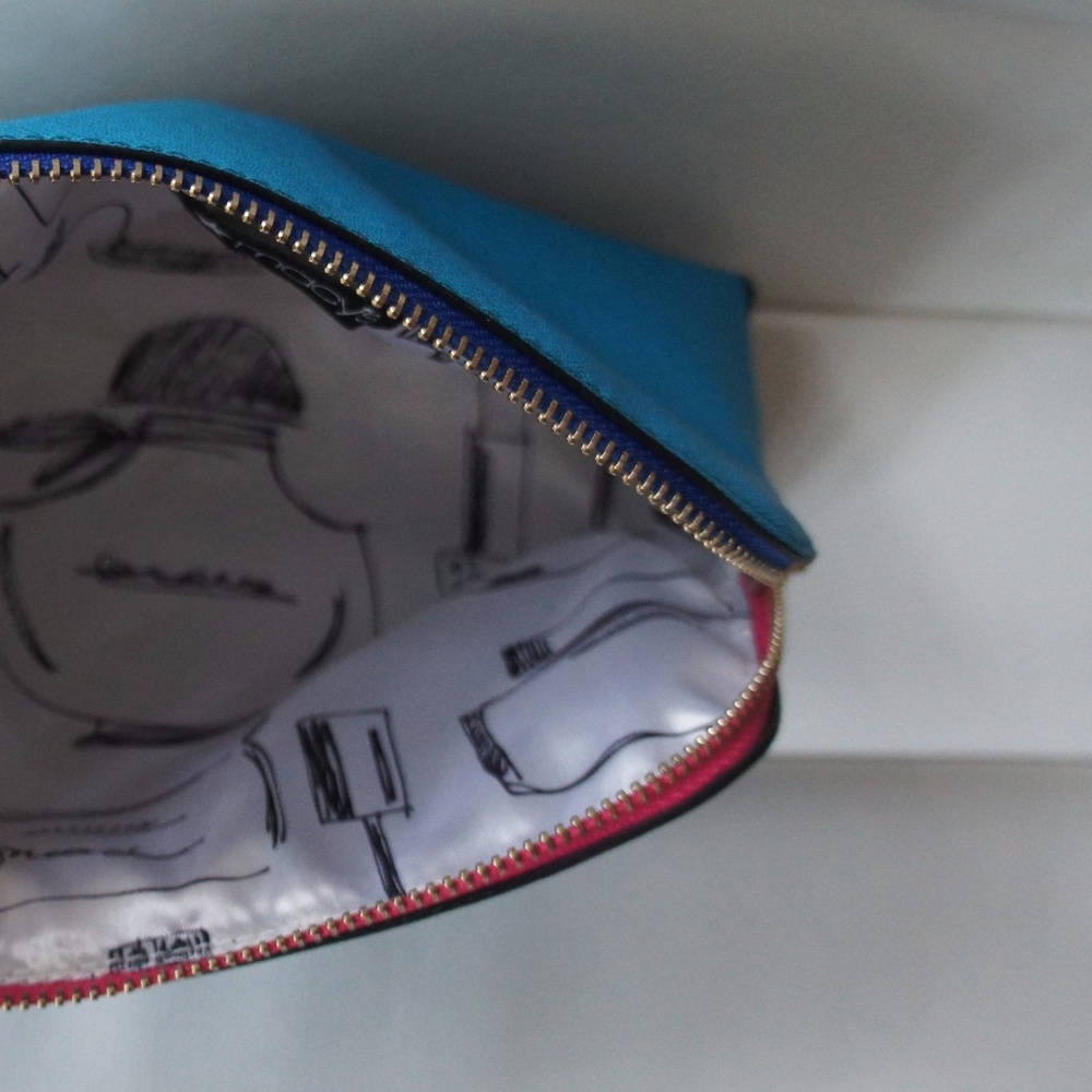 New Macy's Cosmetic Bag - Blue - Picture 6 of 6