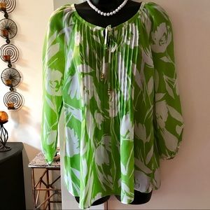 Charter Club Lime Green and White Top Petite Small