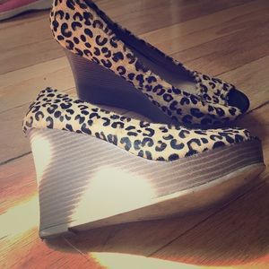 Sassy fun cheetah wedges
